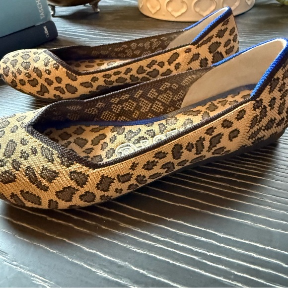 Rothy's Retired Rounded Toe Leopard Print Ballet Flats Size 6 - Picture 7 of 10